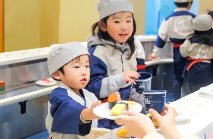 くるくるおすしやさん