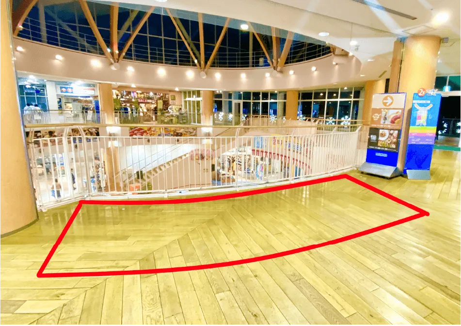 アトリウム吹き抜け 南側