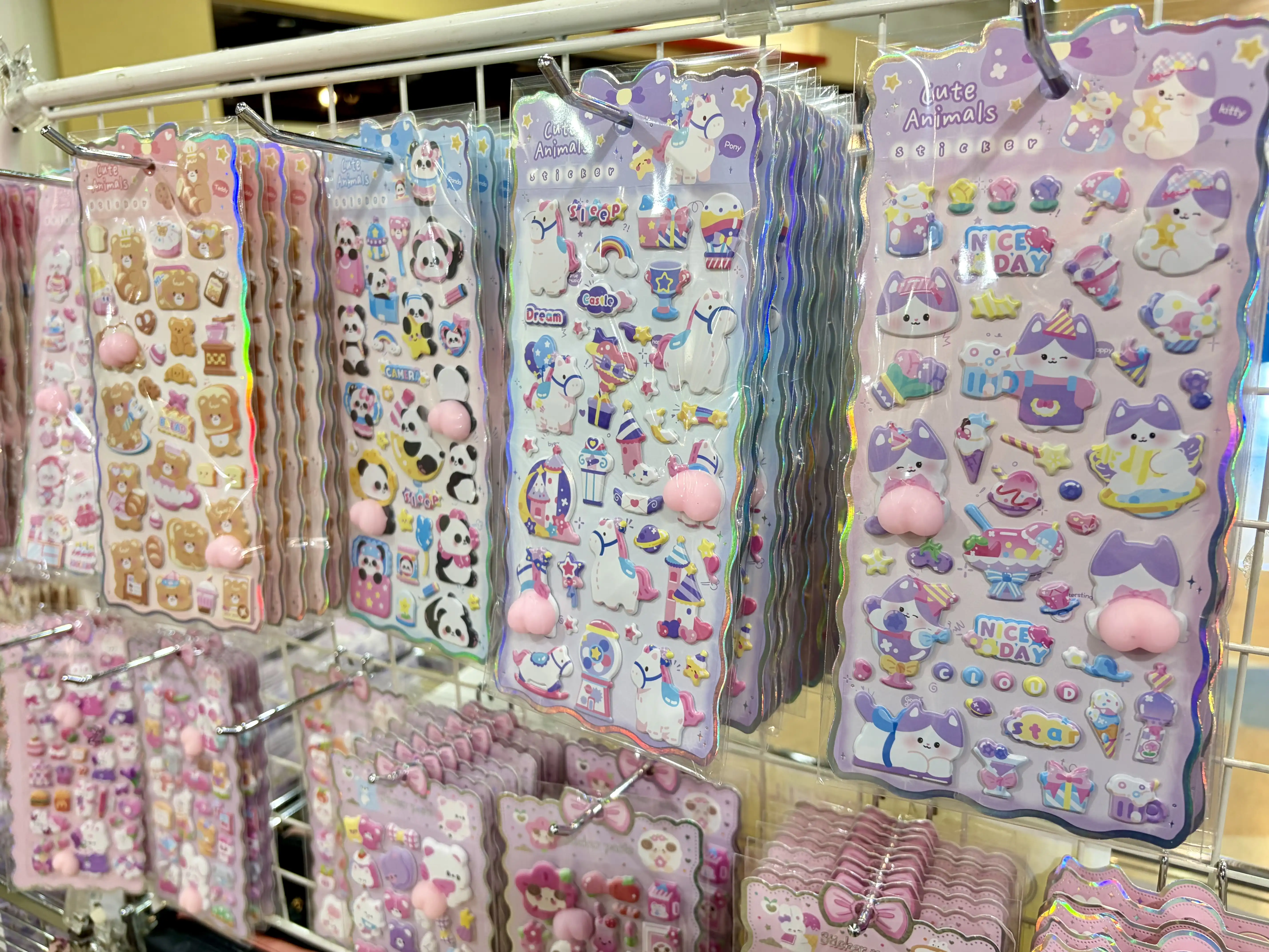 シール続々入荷中