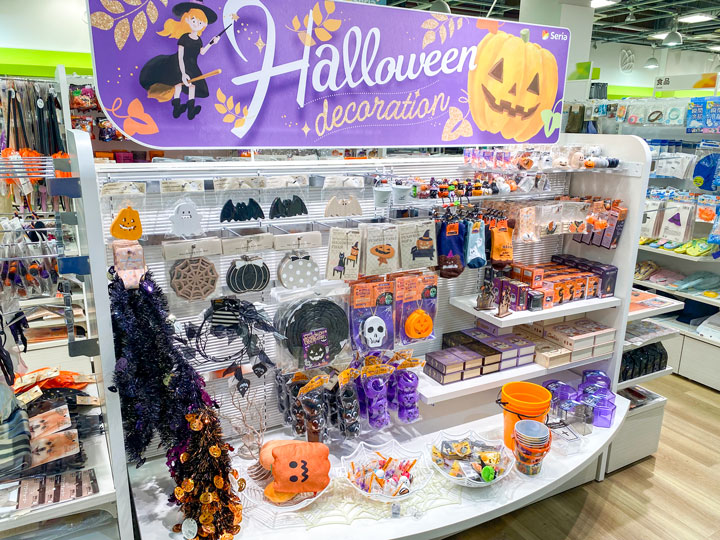 ハロウィングッズ入荷