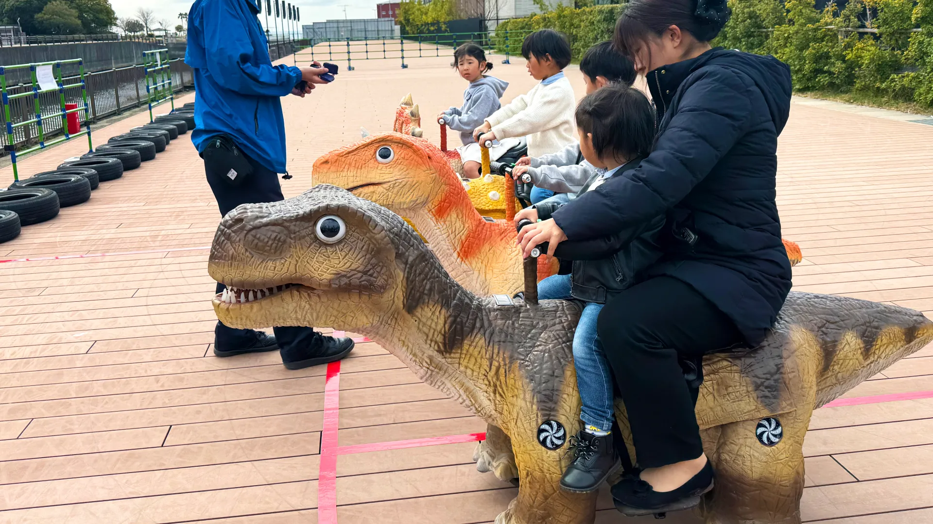 おさんぽ恐竜